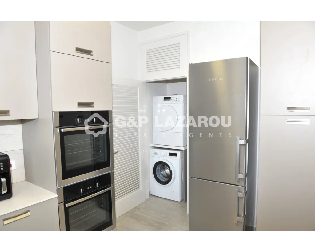 3 Bedroom Apartment for Rent in Agioi Omologites, Nicosia District
