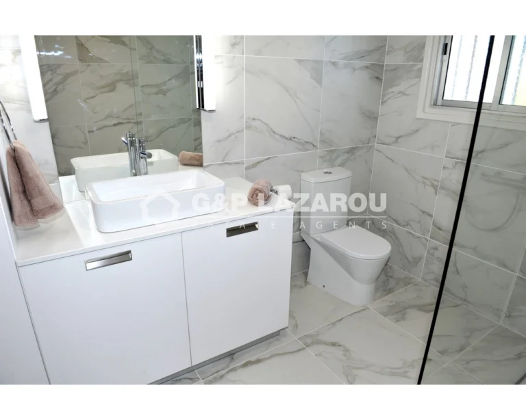 3 Bedroom Apartment for Rent in Agioi Omologites, Nicosia District