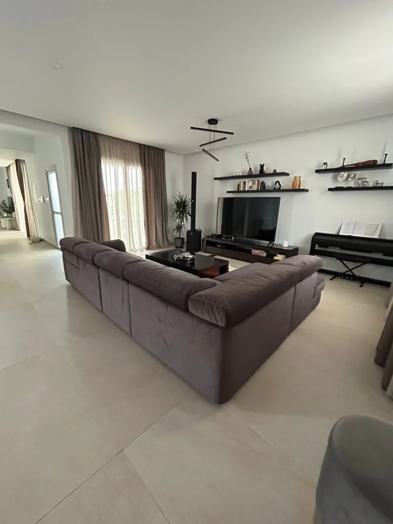4 Bedroom House for Sale in Oroklini, Larnaca District