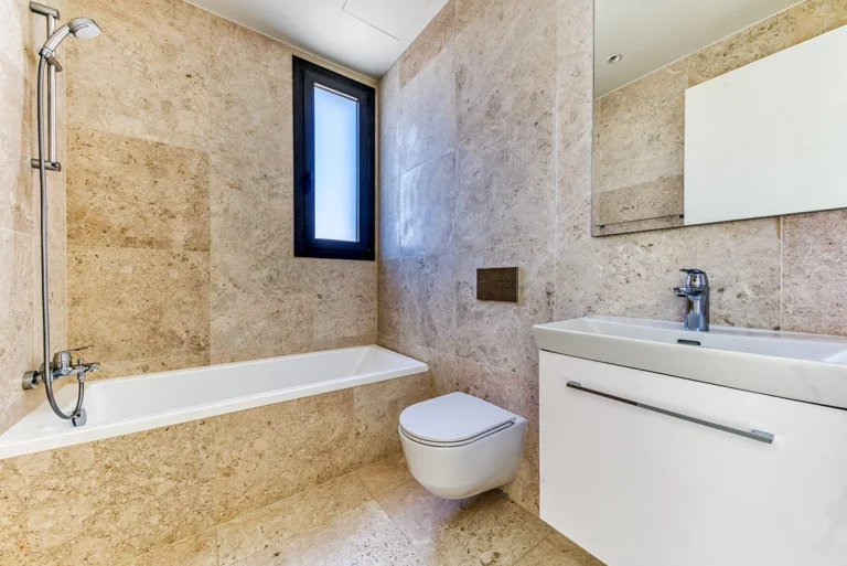 2 Bedroom Apartment for Rent in Potamos Germasogeias, Limassol District