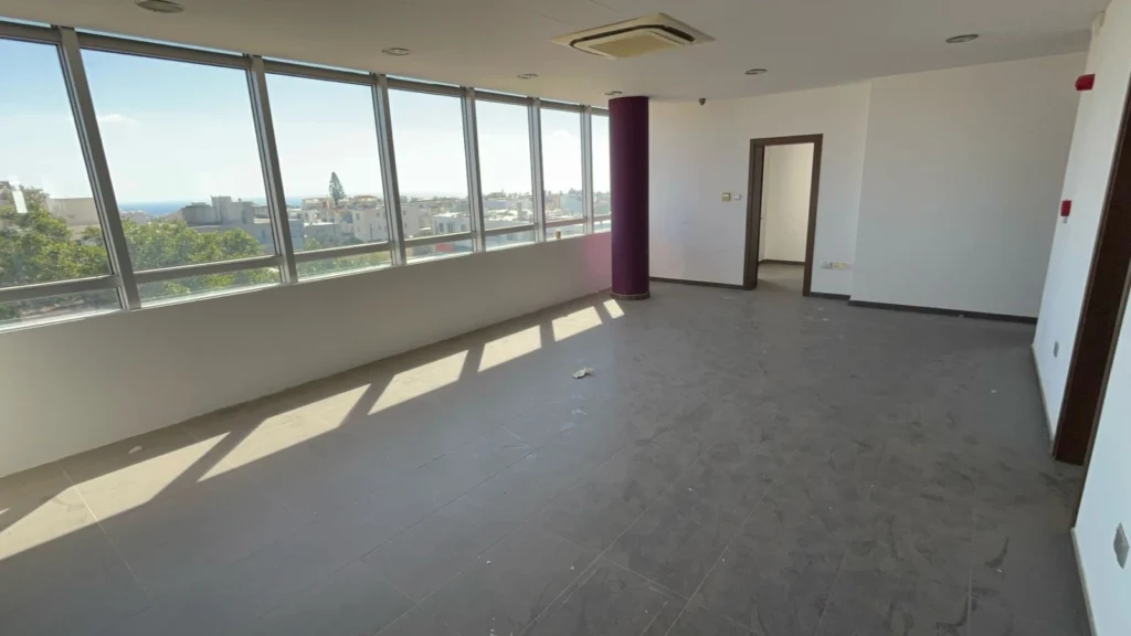 190m² Office for Rent in Vasiliko, Paphos District