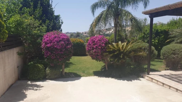 3 Bedroom House for Sale in Agios Tychonas, Limassol District