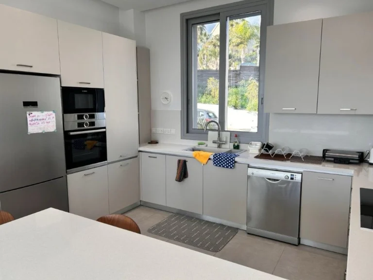 6+ Bedroom House for Sale in Mouttagiaka, Limassol District