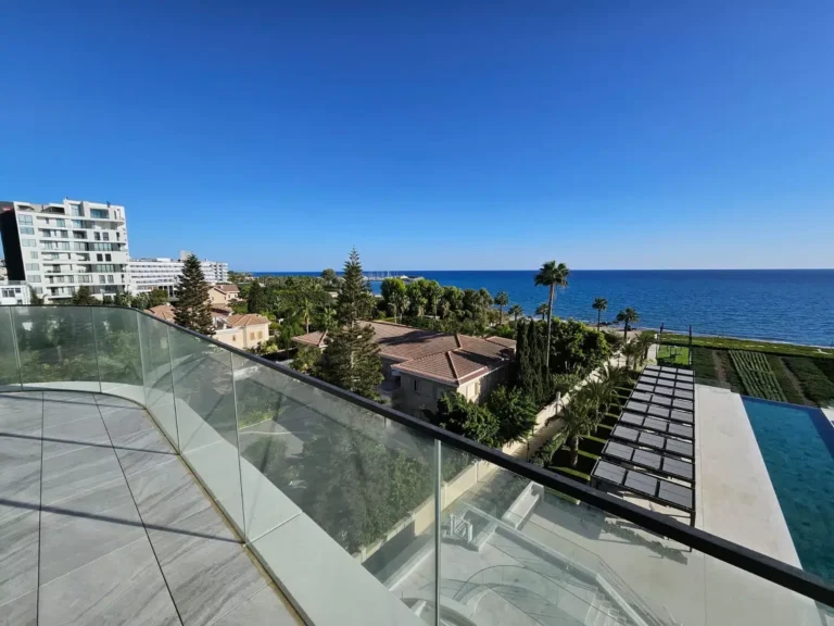 2 Bedroom Apartment for Sale in Parekklisia, Limassol District