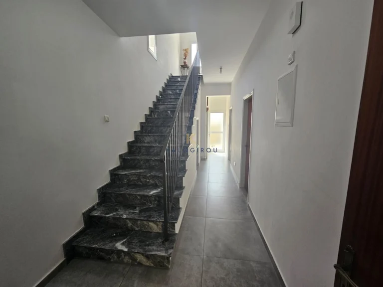 Cheap Houses and Villas for Sale Larnaca up to 300000 euro