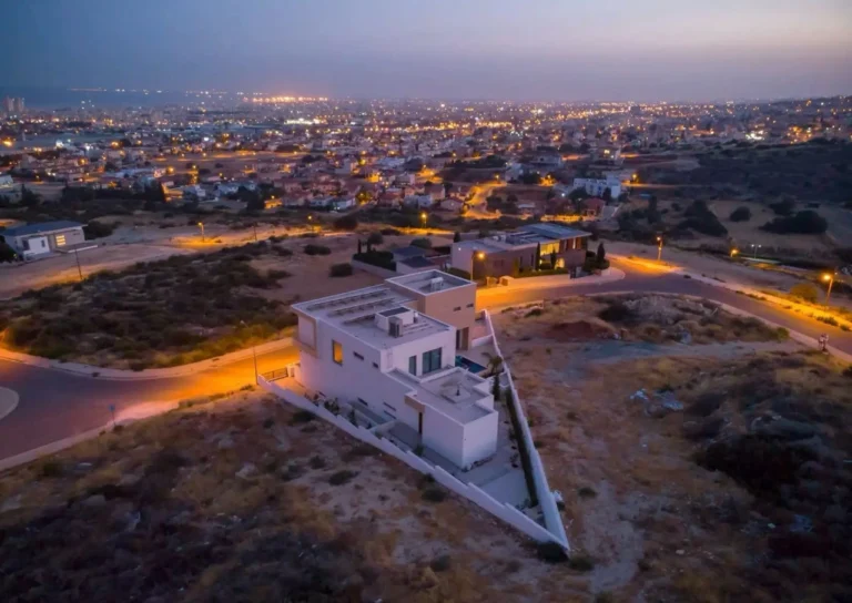 5 Bedroom House for Sale in Paniotis, Limassol District