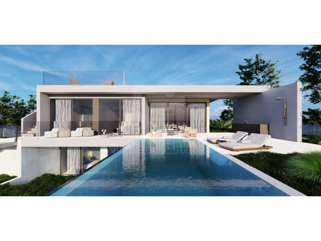 4 Bedroom House for Sale in Peyia, Paphos District
