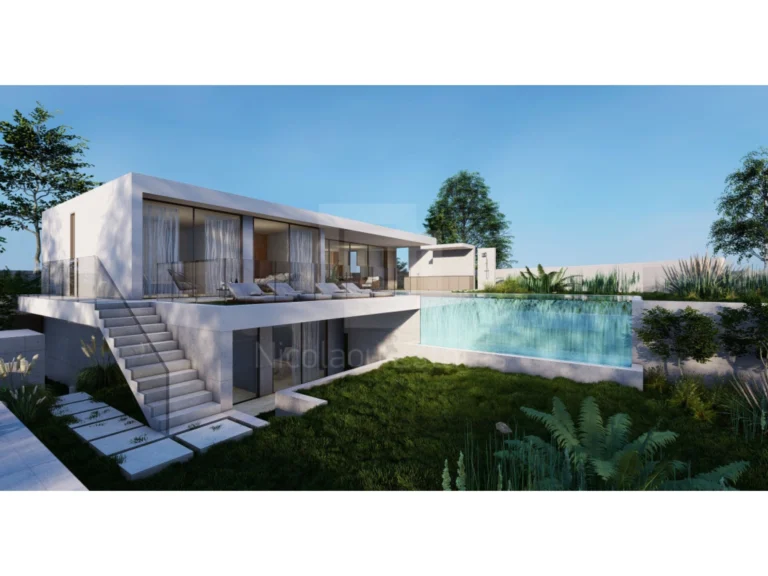 4 Bedroom House for Sale in Peyia, Paphos District