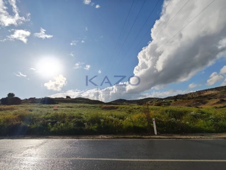 5,426m² Plot for Sale in Parekklisia, Limassol District