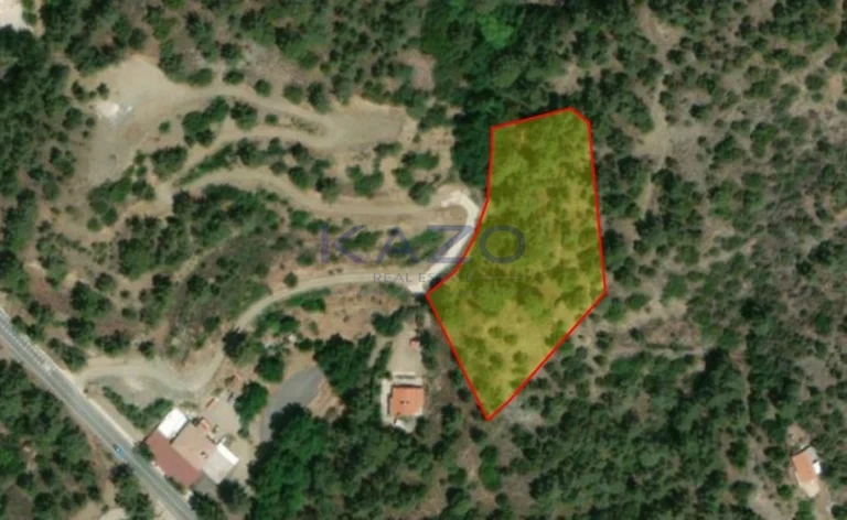 6,689m² Plot for Sale in Moniatis, Limassol District