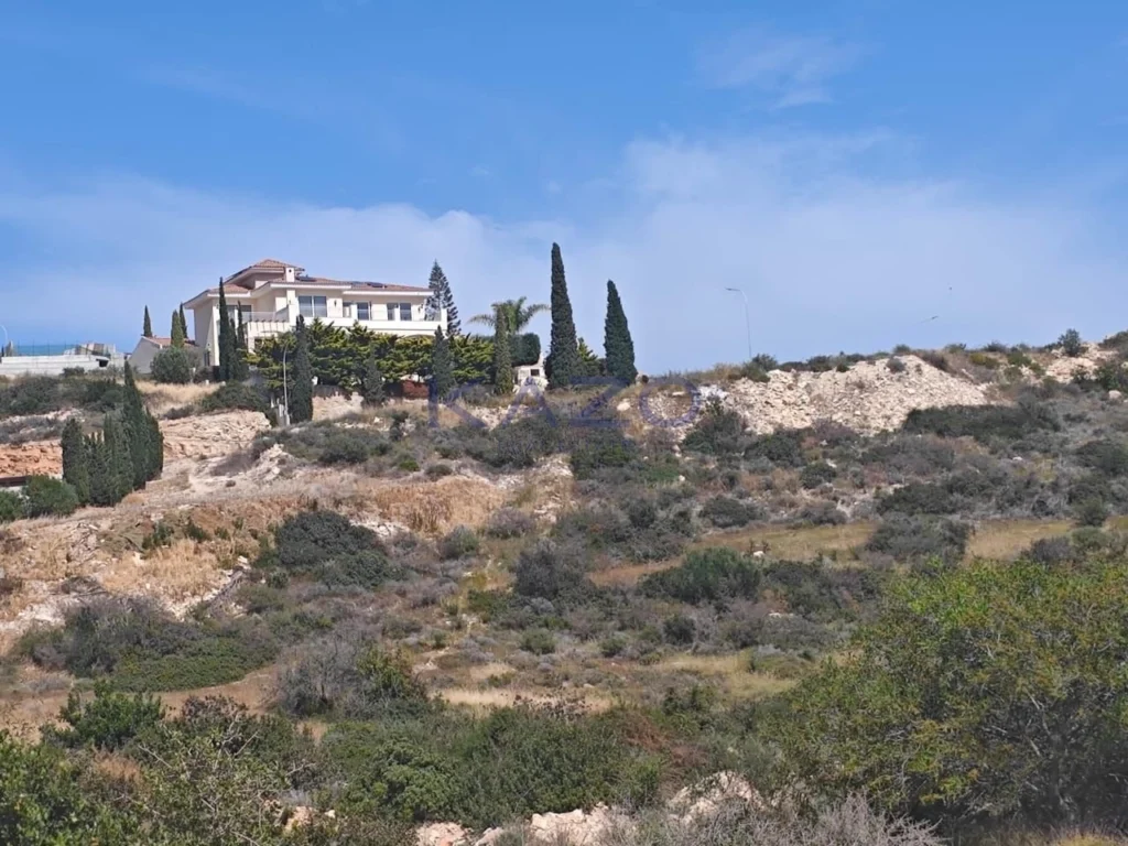 3,775m² Plot for Sale in Agios Tychonas, Limassol District