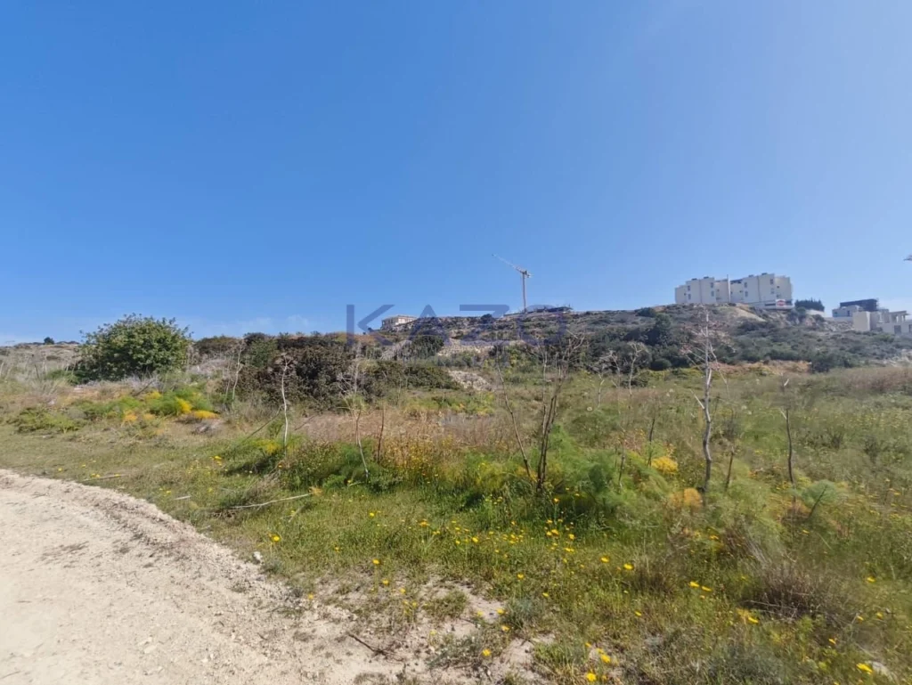 951m² Plot for Sale in Agios Tychonas, Limassol District
