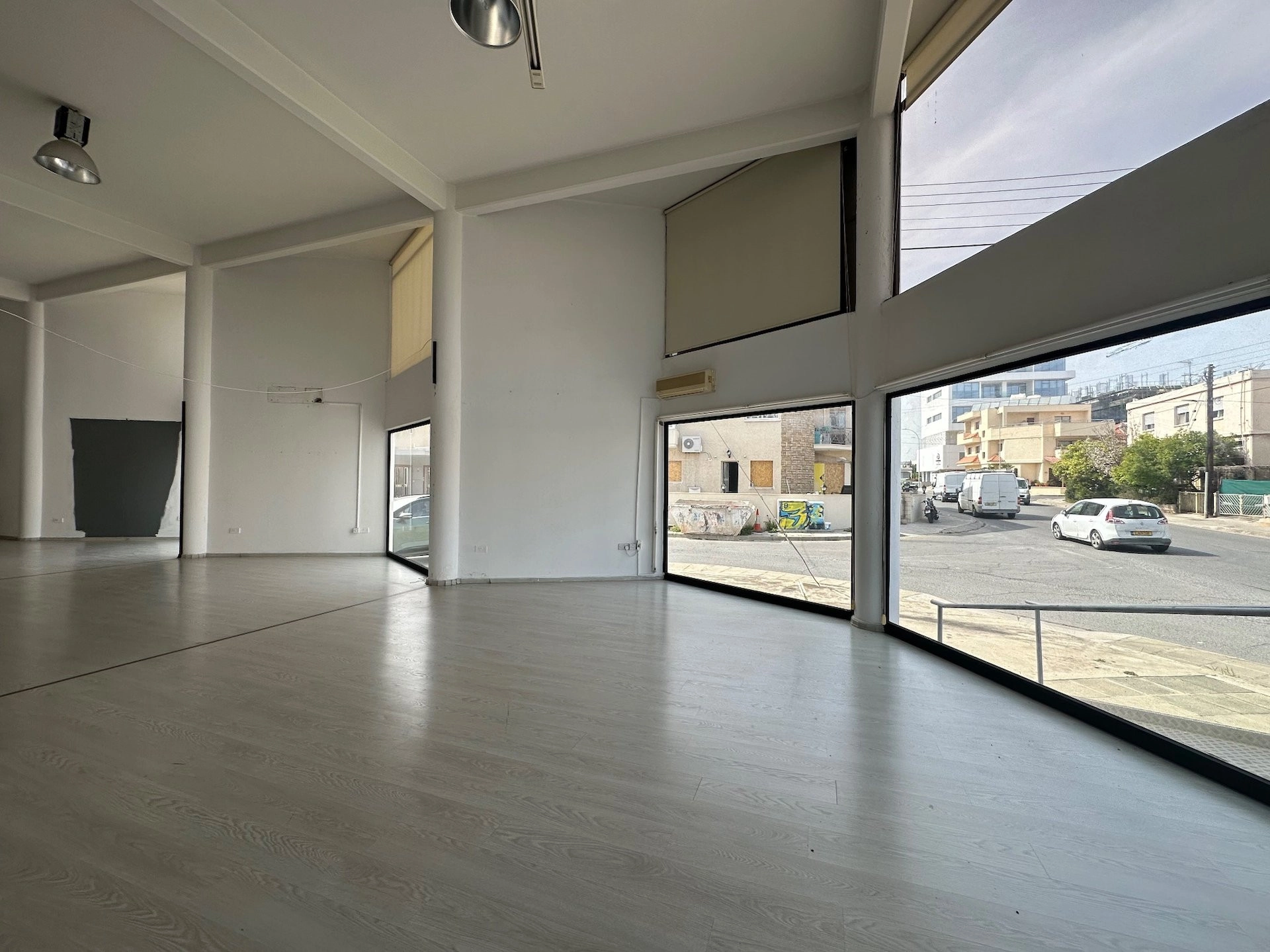 600m² Commercial for Rent in Kato Polemidia, Limassol District