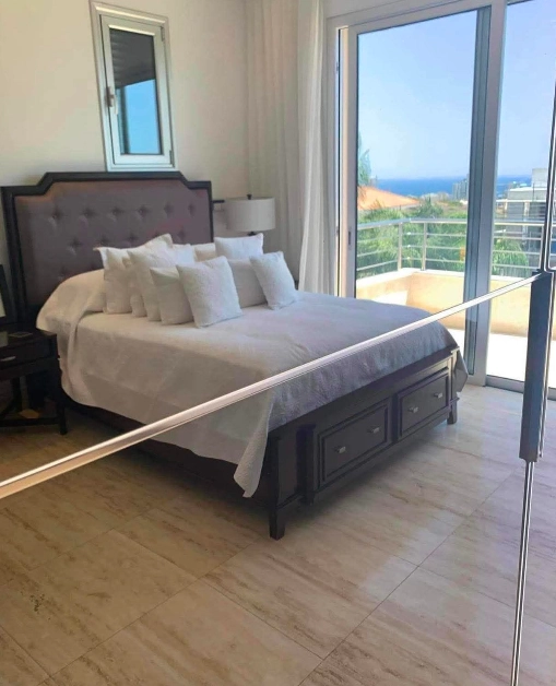 5 Bedroom House for Sale in Agios Tychonas, Limassol District