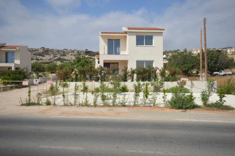 2 Bedroom House for Sale in Pegeia, Paphos District