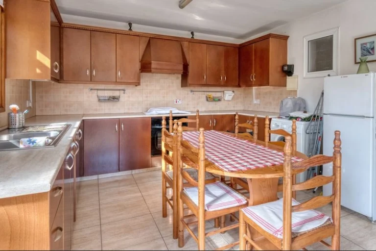 4 Bedroom House for Sale in Larnaca – Sotiros