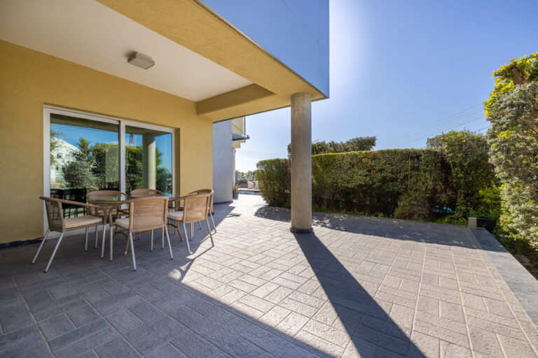 6+ Bedroom House for Sale in Limassol – Agia Fyla