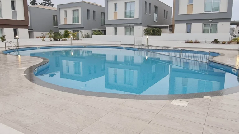 3 Bedroom Apartment for Sale in Paphos – Universal