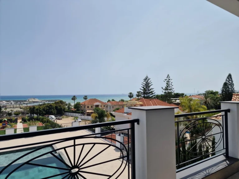 2 Bedroom Apartment for Sale in Parekklisia, Limassol District