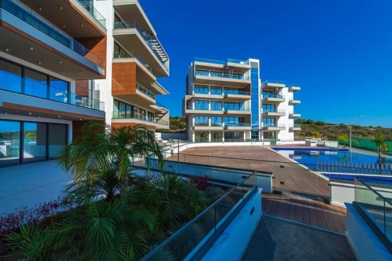 2 Bedroom Apartment for Sale in Amathounta, Limassol District