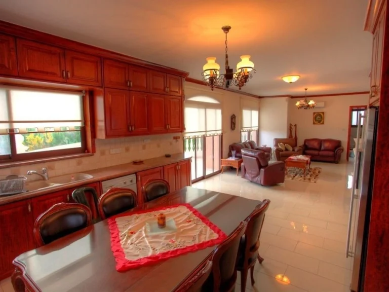 6+ Bedroom House for Sale in Limassol – Agia Fyla