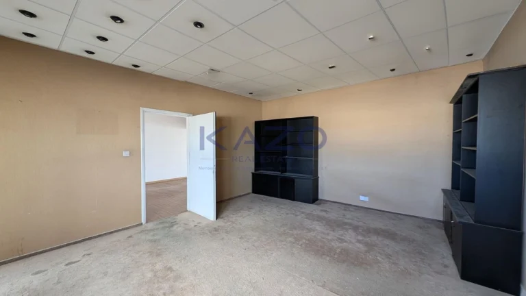 1392m² Commercial for Sale in Nicosia – Kaimakli