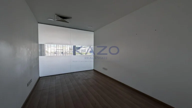 1392m² Commercial for Sale in Nicosia – Kaimakli