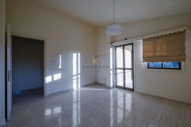 3 Bedroom House for Sale in Pyrga Larnakas, Larnaca District