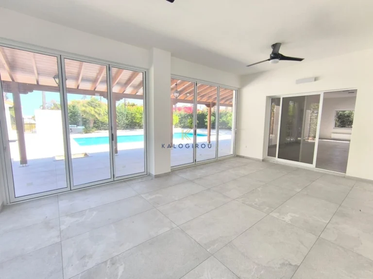 5 Bedroom House for Rent in Pervolia Larnacas