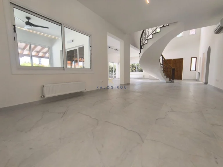 5 Bedroom House for Rent in Pervolia Larnacas