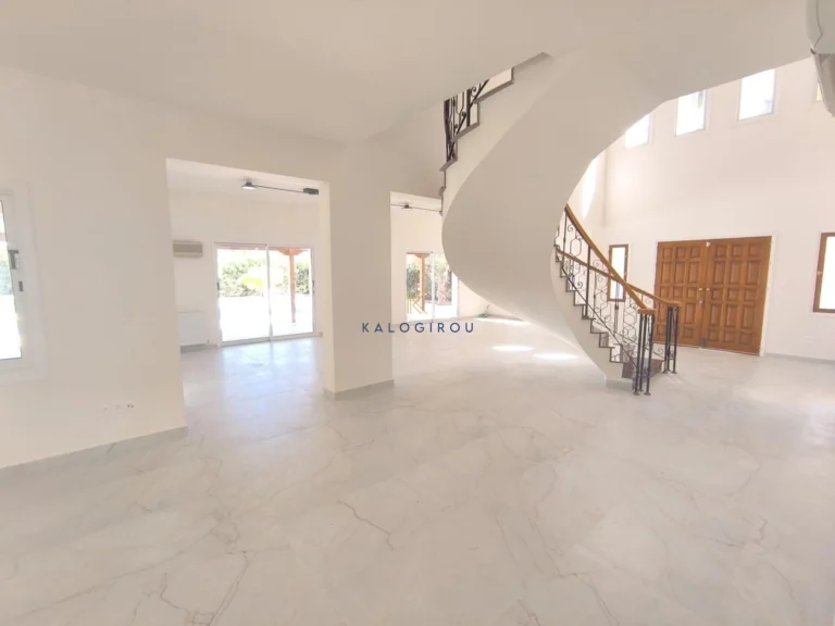 5 Bedroom House for Rent in Pervolia Larnacas