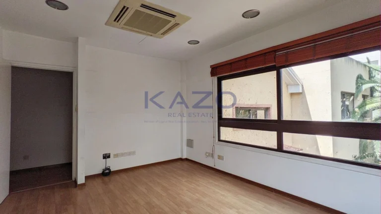 520m² Building for Sale in Agios Dometios, Nicosia District