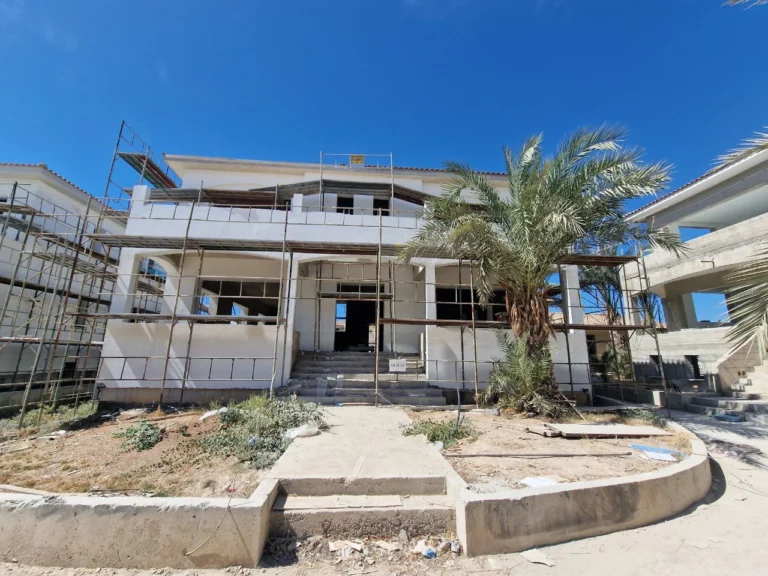 5 Bedroom House for Sale in Zygi, Larnaca District