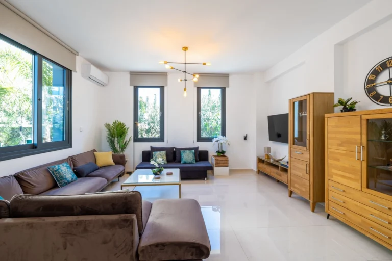 4 Bedroom House for Rent in Paphos