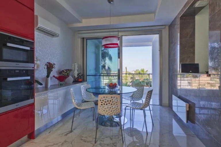 5 Bedroom House for Sale in Agios Tychonas, Limassol District