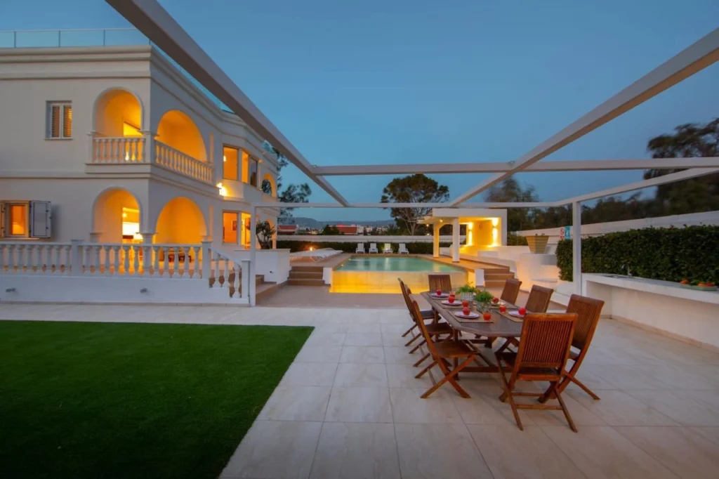 6+ Bedroom House for Sale in Pegeia, Paphos District