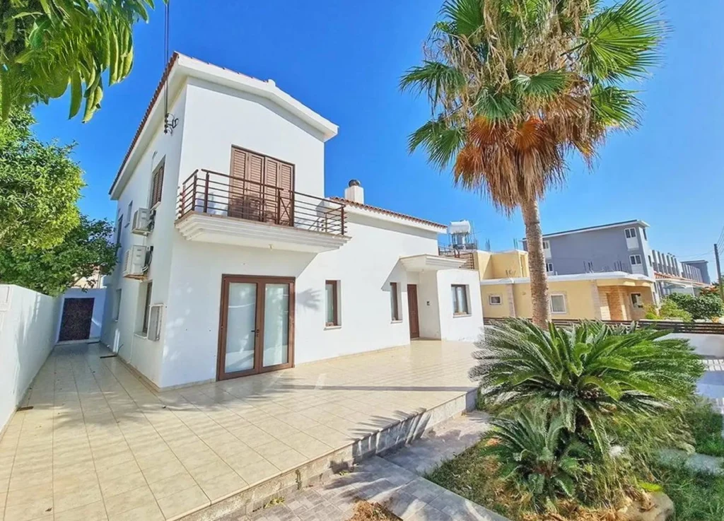 4 Bedroom House for Sale in Paralimni, Famagusta District