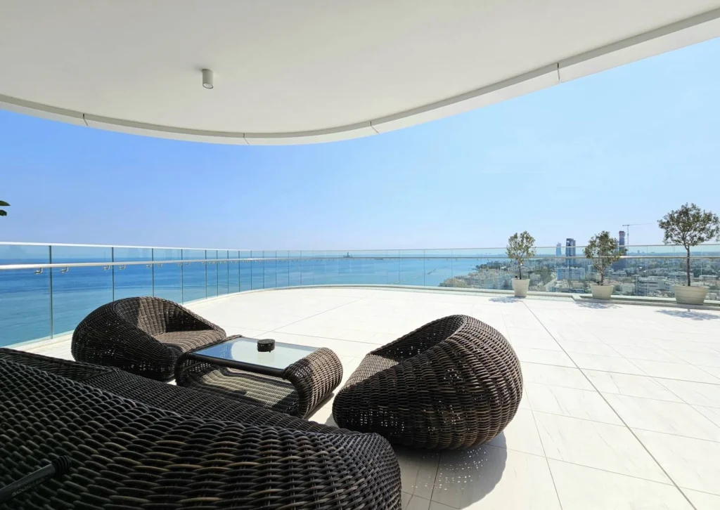 4 Bedroom Apartment for Sale in Germasogeia, Limassol District