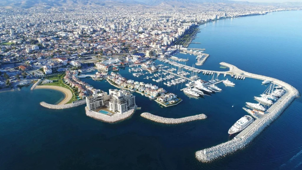 4 Bedroom Apartment for Sale in Limassol – Marina