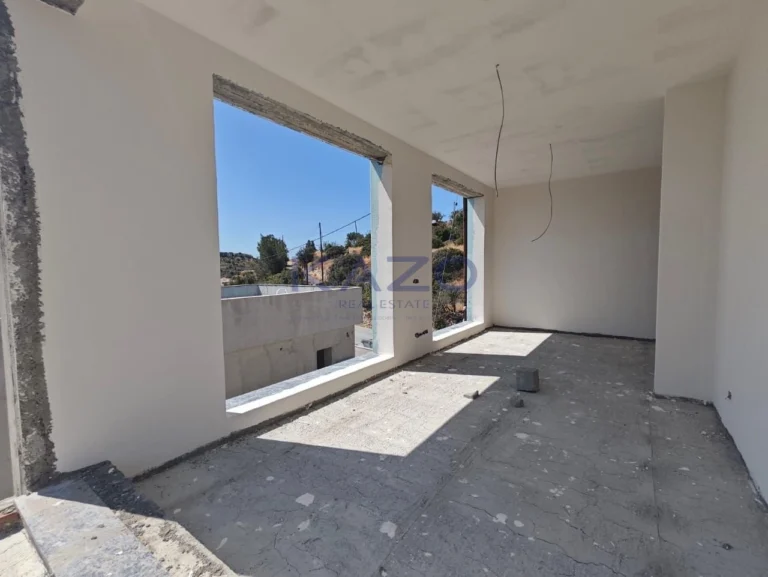 4 Bedroom House for Sale in Agios Tychonas, Limassol District
