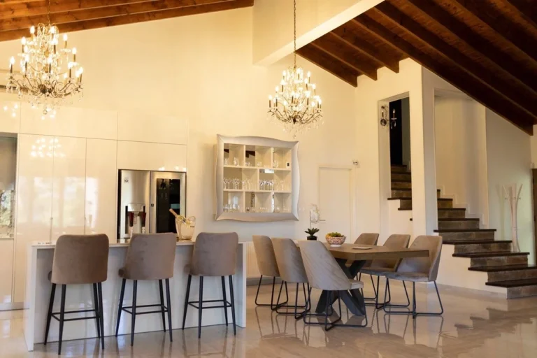 4 Bedroom House for Rent in Moniatis, Limassol District