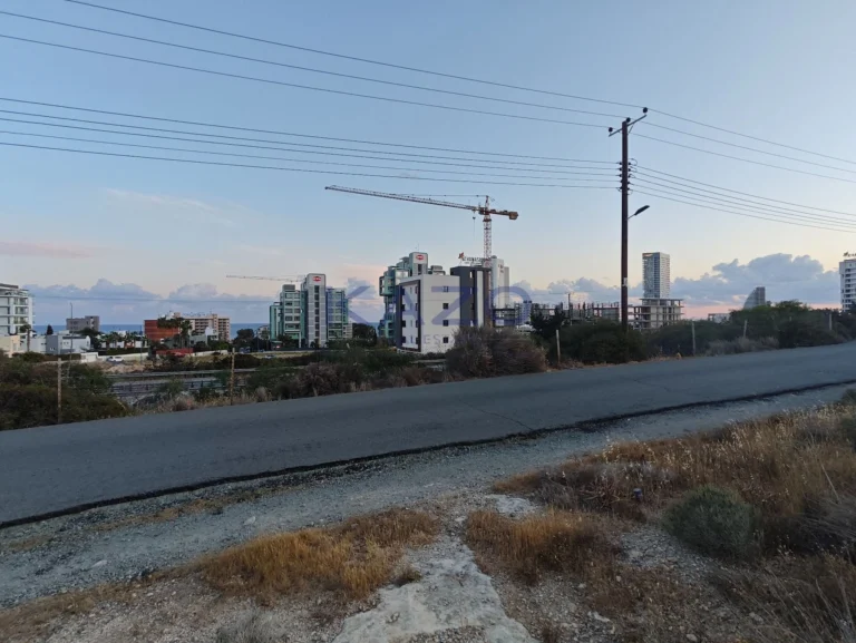865m² Plot for Sale in Agios Tychonas, Limassol District