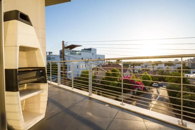3 Bedroom Apartment for Sale in Strovolos, Nicosia District