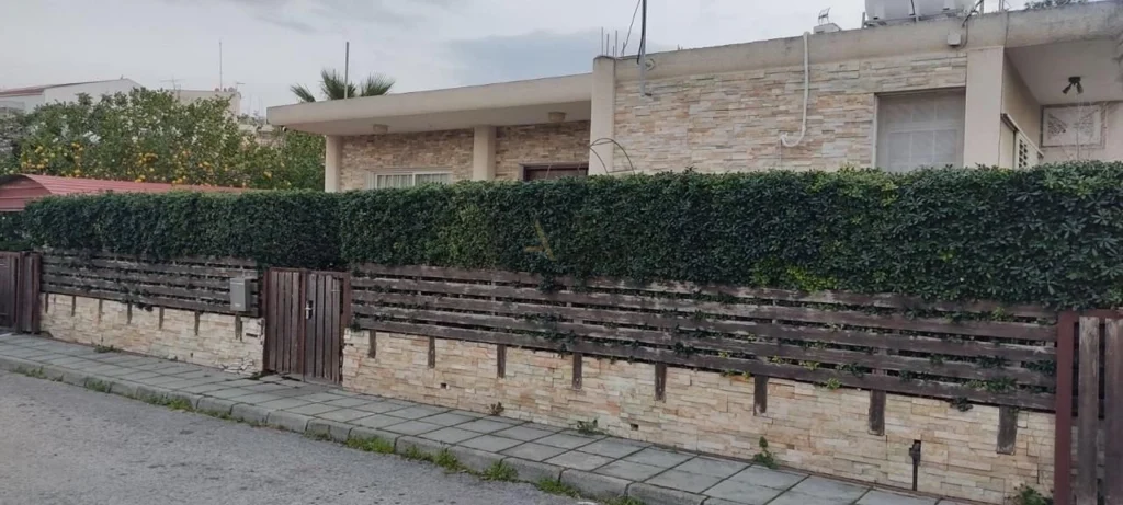 3 Bedroom House for Sale in Strovolos, Nicosia District