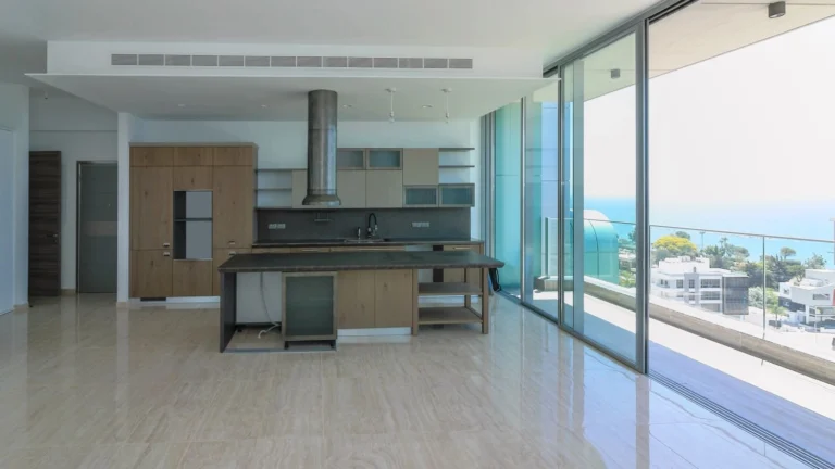 3 Bedroom Apartment for Sale in Agios Tychonas, Limassol District