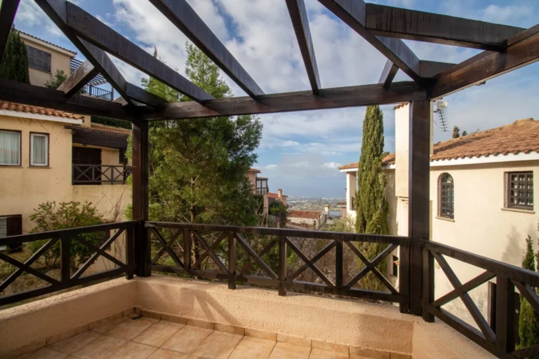 3 Bedroom House for Sale in Tsada, Paphos District