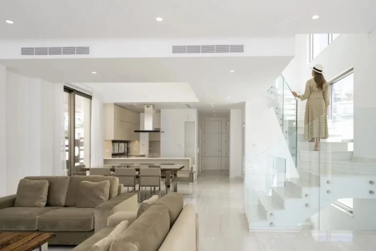 6+ Bedroom House for Sale in Kissonerga, Paphos District