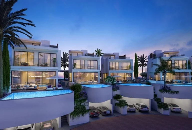 6+ Bedroom House for Sale in Kissonerga, Paphos District