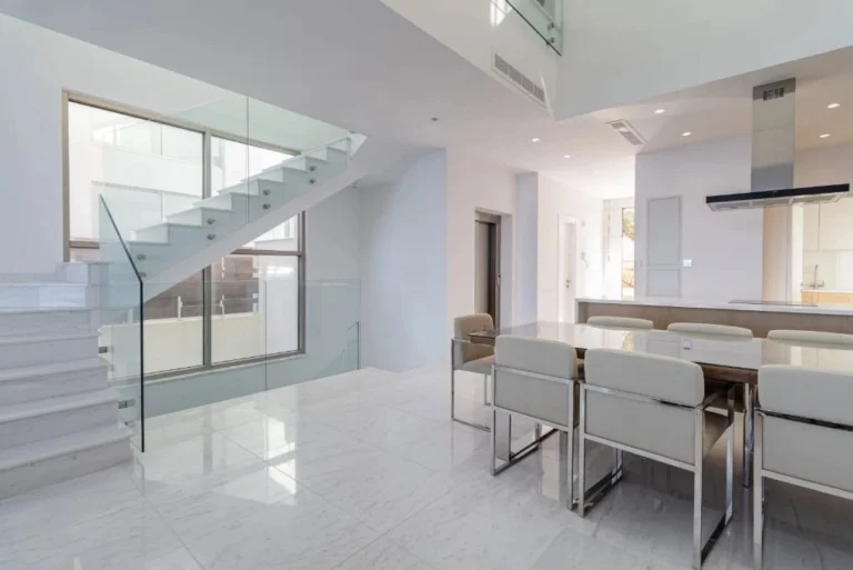 6+ Bedroom House for Sale in Kissonerga, Paphos District