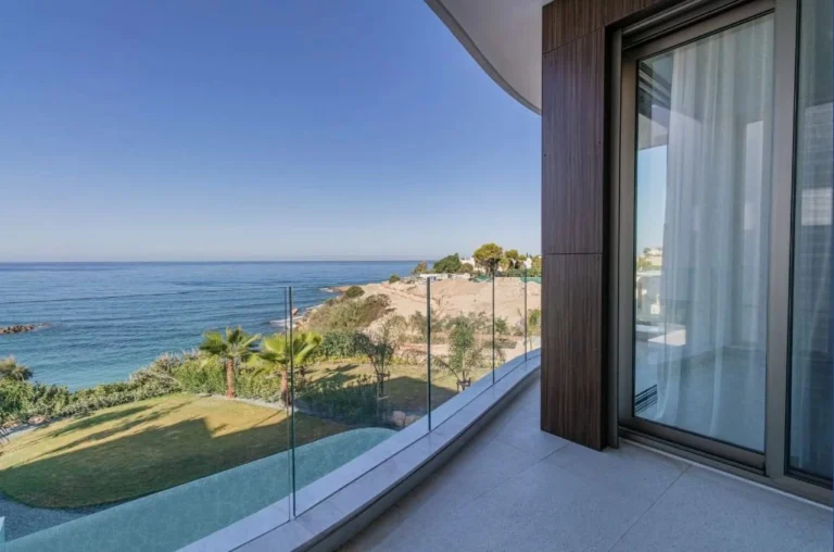 3 Bedroom House for Sale in Kissonerga, Paphos District